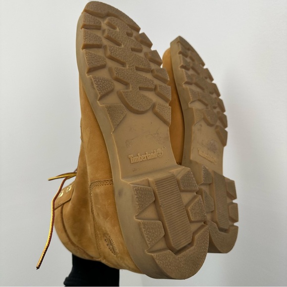 ⛔️SOLD⛔️Timberland Basic 6 Inch Waterproof Boots in Wheat Beige Nubuck Leath - Picture 9 of 9
